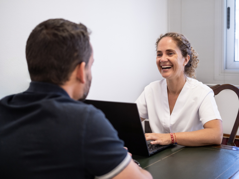 Sprechstunde Sprechstunde in einer Zahnarztpraxis